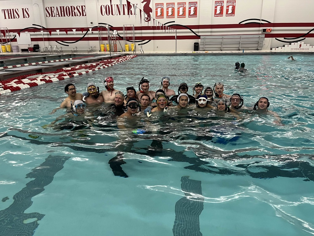 Underwater hockey photo 2